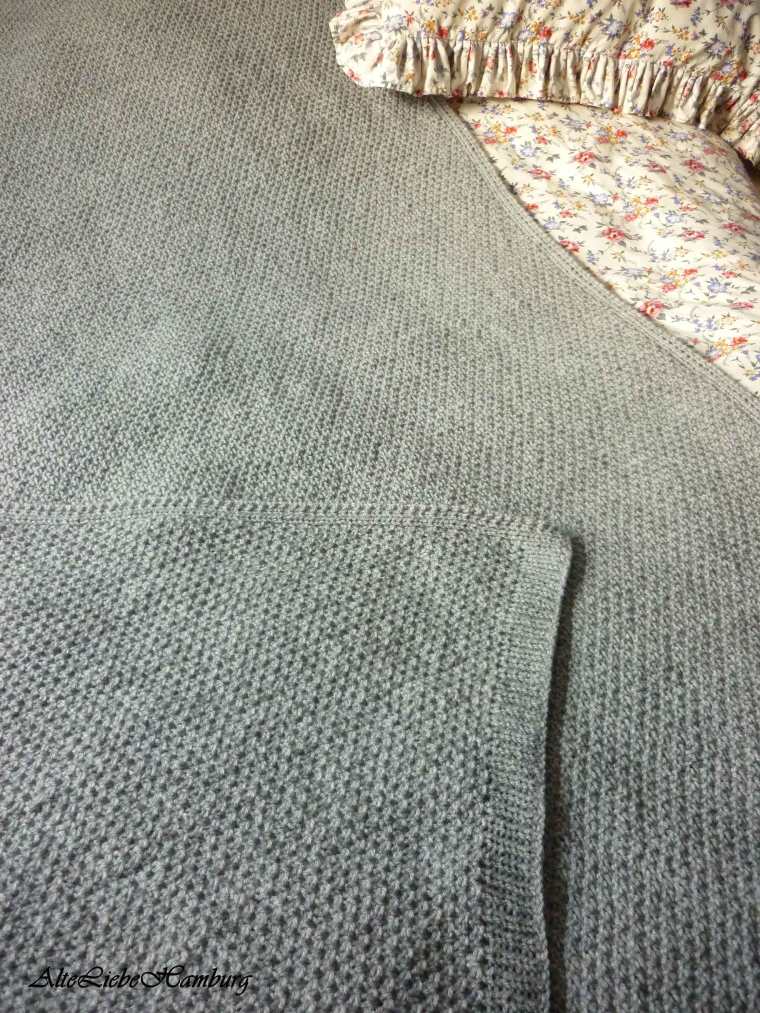 Strickdecke Perlmuster AlteLiebeHamburg