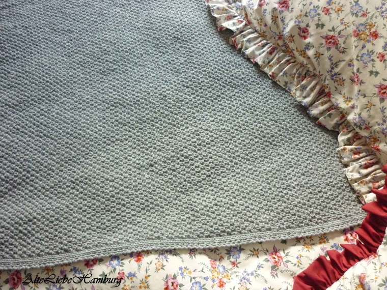 Strickdecke Perlmuster AlteLiebeHamburg